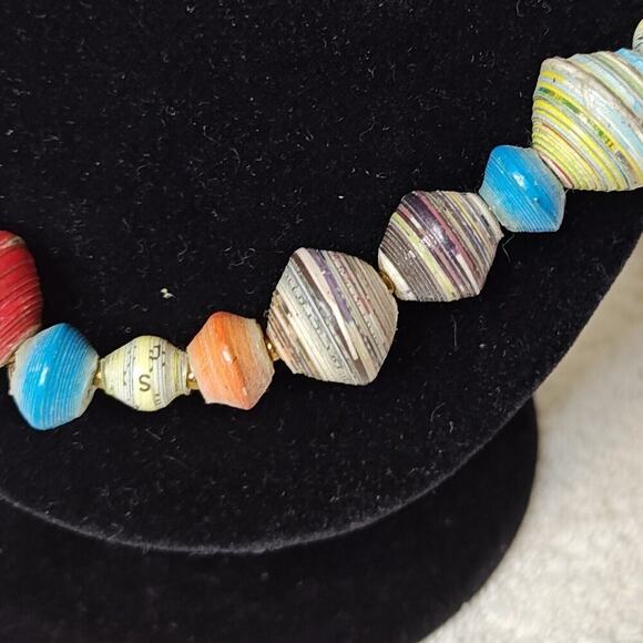 VTG Teng Yue Necklace Colorful Paper Beads Single Strand Snap Close Signed - Picture 2 of 11